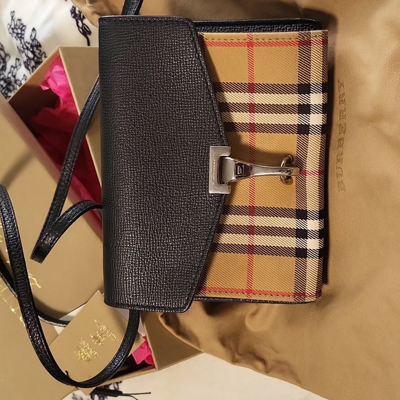 Burberry Macken Crossbody Bag - Picture 13 of 13